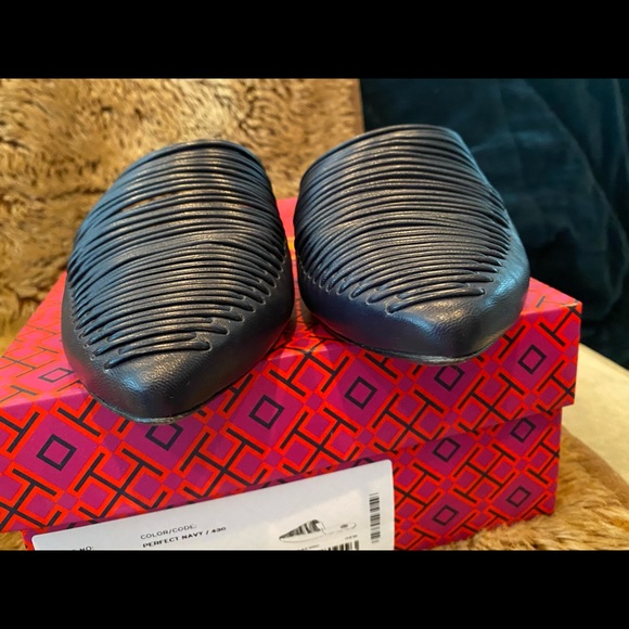 Tory Burch sienna flat slide 8.5 - Picture 5 of 6